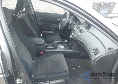 2009 Honda Accord 2.4 Lx z USA, uszkodzony, nr VIN JHMCP26399C011109